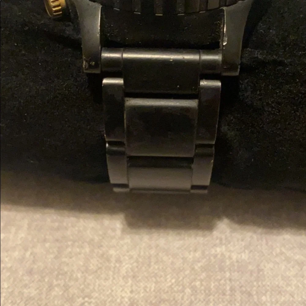 Not for sale……Men’s Nixon watch - Picture 5 of 7